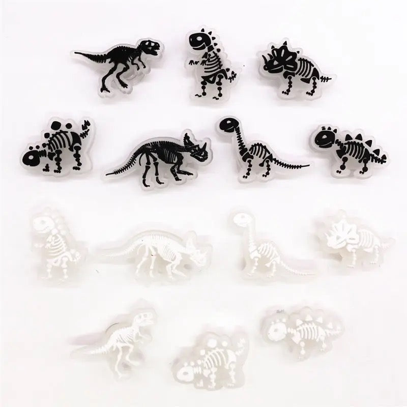 🌟🦖 Luminous Dinosaur Skeleton Shoe Charms by The Glow In The Dark Shop | Cute PVC Charms for Kids’ Shoes, Bags & Bracelets | Glow-in-the-Dark Fun! 🌟 A4