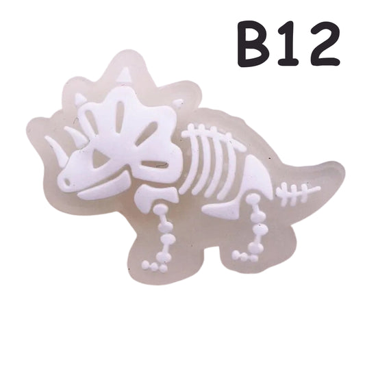 🌟🦖 Luminous Dinosaur Skeleton Shoe Charms by The Glow In The Dark Shop | Cute PVC Charms for Kids’ Shoes, Bags & Bracelets | Glow-in-the-Dark Fun! 🌟 B13