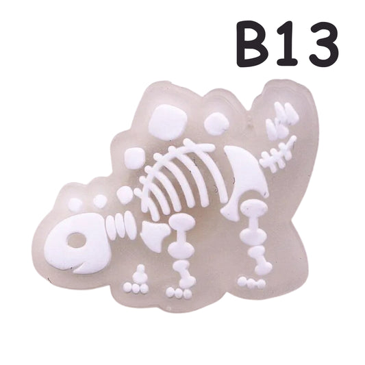 🌟🦖 Luminous Dinosaur Skeleton Shoe Charms by The Glow In The Dark Shop | Cute PVC Charms for Kids’ Shoes, Bags & Bracelets | Glow-in-the-Dark Fun! 🌟 B13